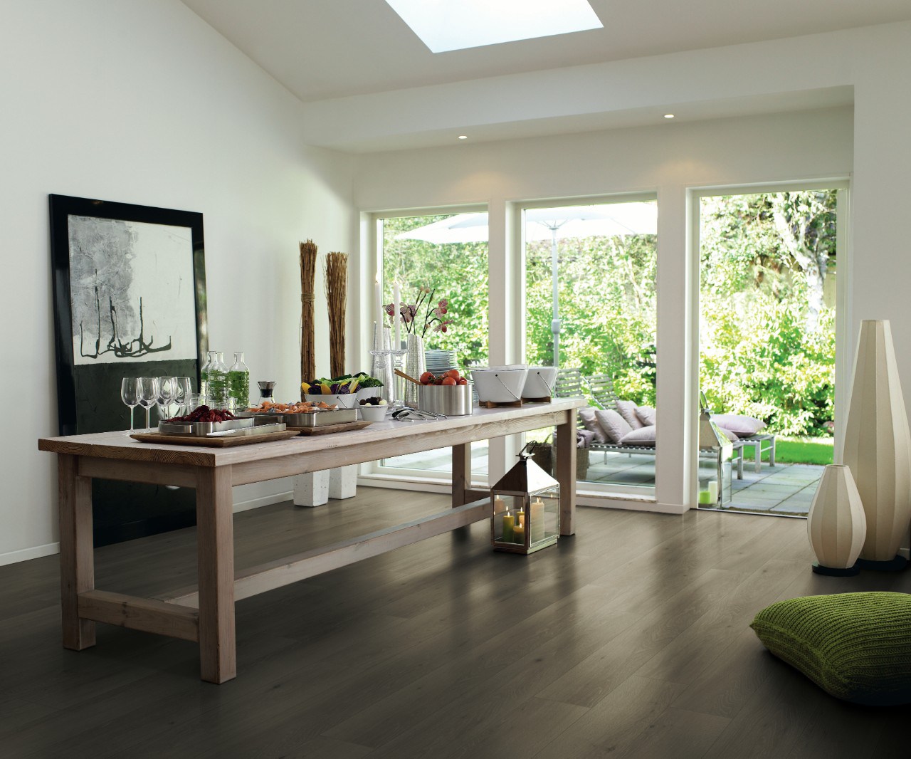 Ламинат Pergo Original Excellence Sensation Wide Long Plank Дуб провинциальный L0234-03590 фото в интерьере